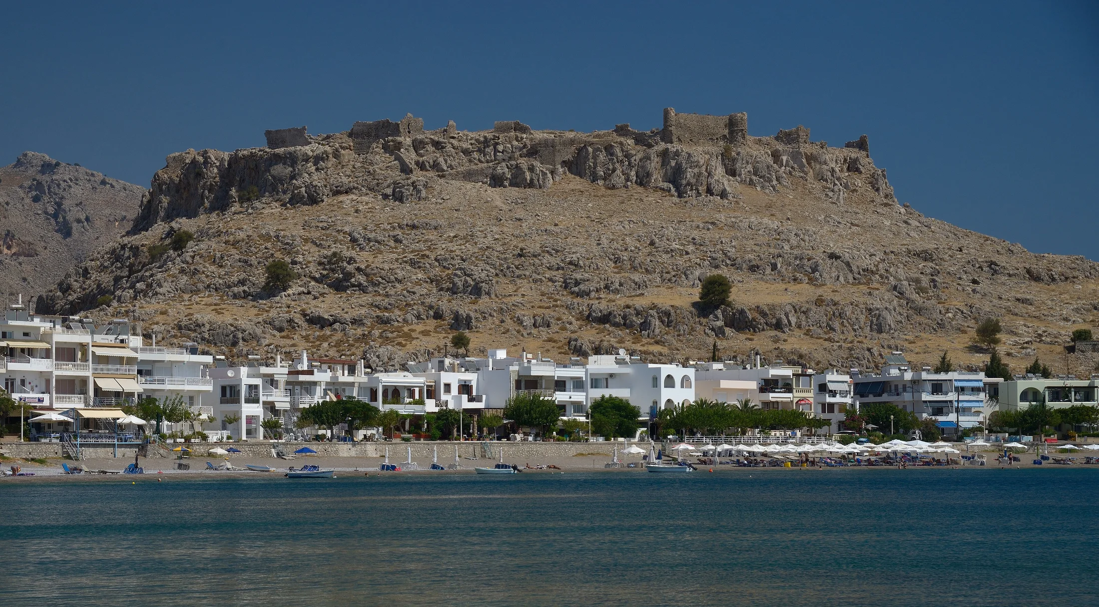 Feraklos Castle above the neighbouring coast