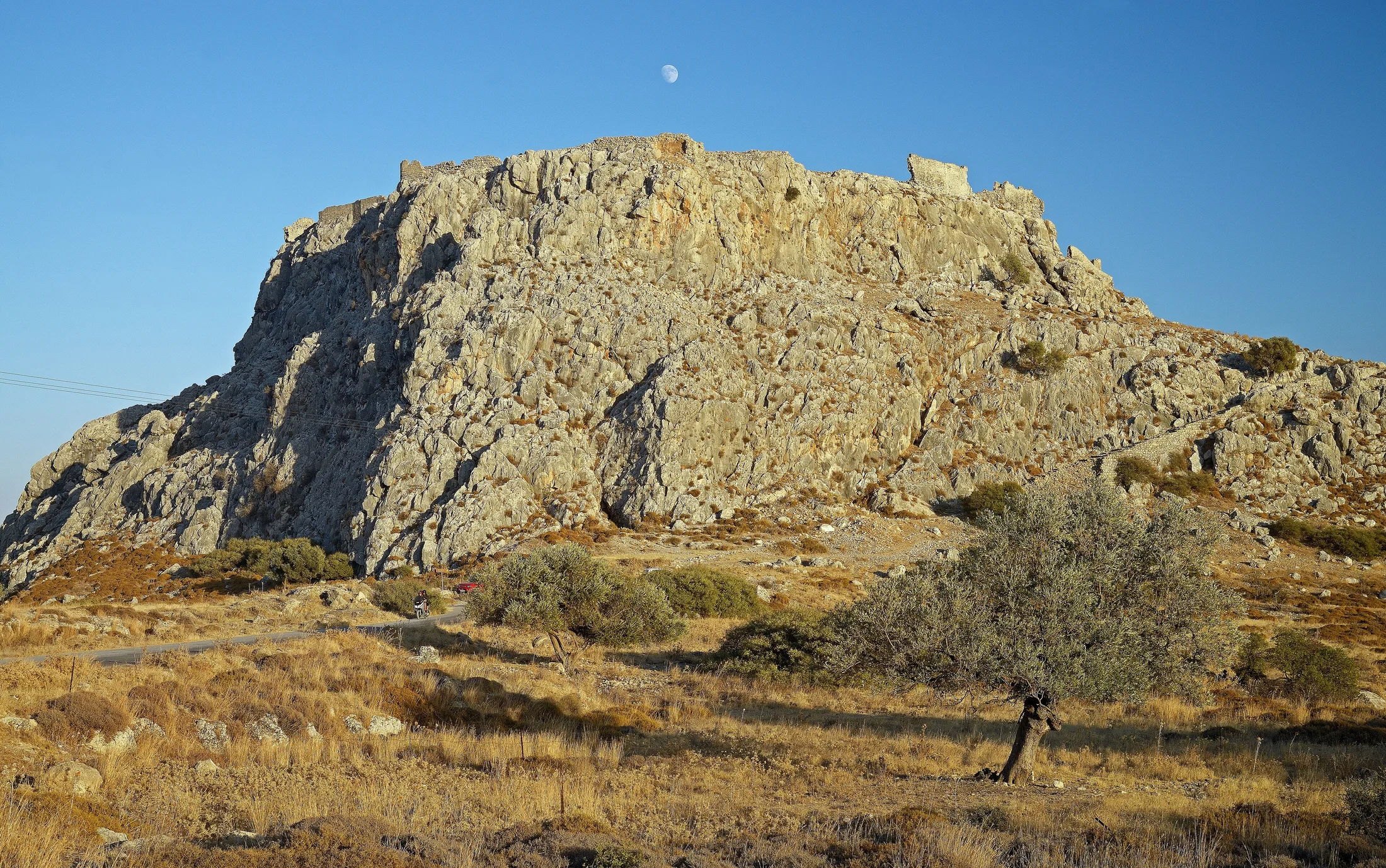 The rugged Feraklos viewpoint near Agathi